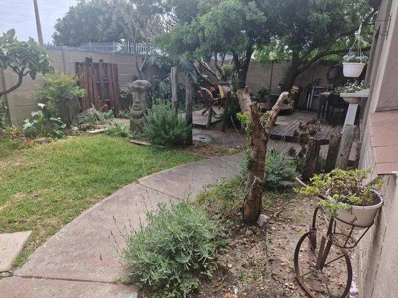 5 Bedroom Property for Sale in Glen Lilly Western Cape